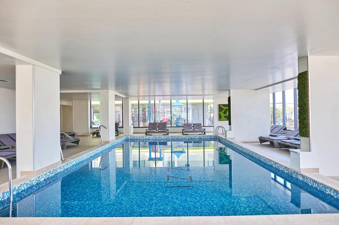 Fancy Apartment In Spa N Pool Beach Resort Mamaia Eksteriør bilde