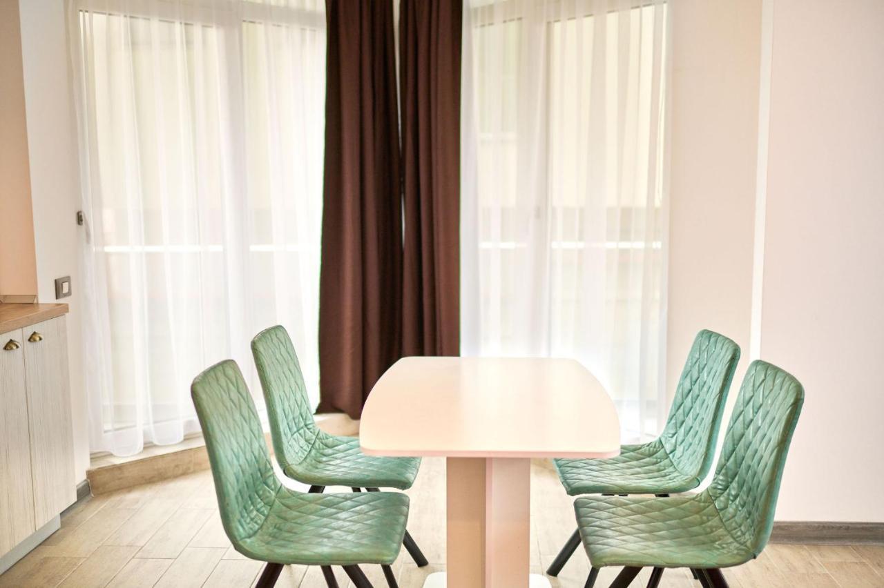 Fancy Apartment In Spa N Pool Beach Resort Mamaia Eksteriør bilde